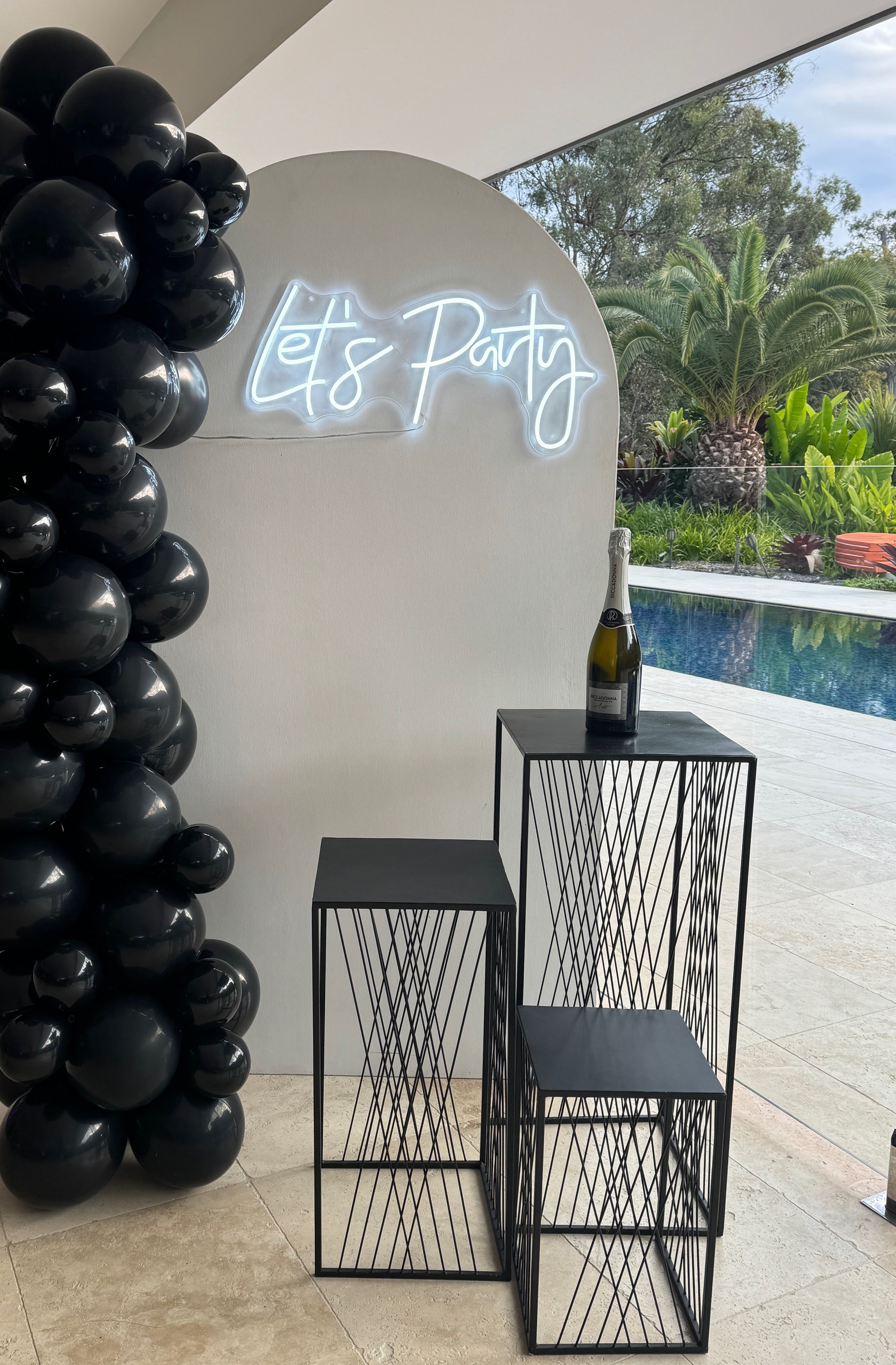 BLACK PLINTHS – SET OF THREE
