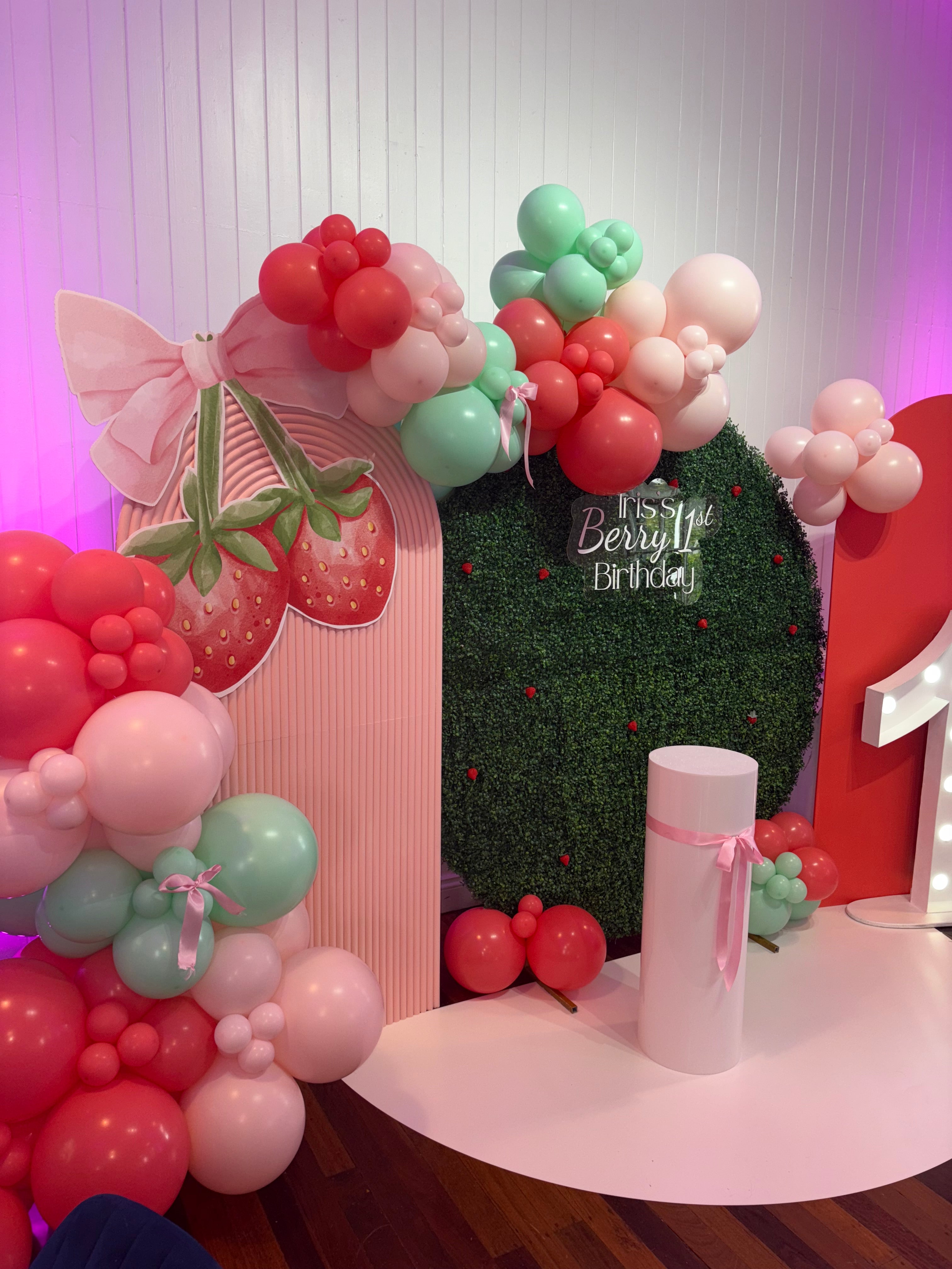 Strawberry Kisses Package