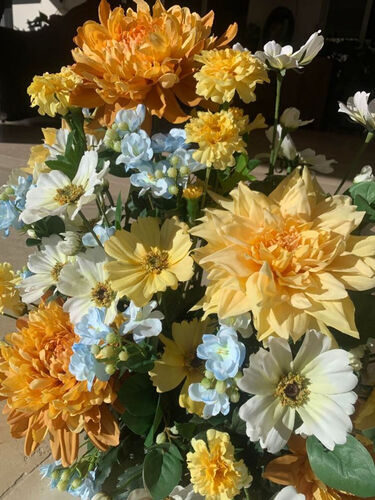 Sunny Flower Arrangement Large